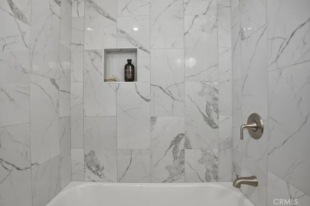 21045 Blythe Street, Canoga Park, CA 91304