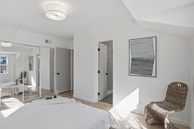 21045 Blythe Street, Canoga Park, CA 91304