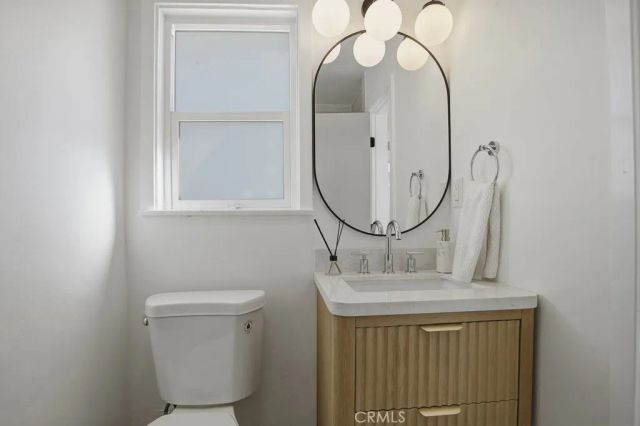 21045 Blythe Street, Canoga Park, CA 91304