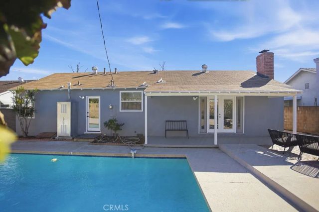 21045 Blythe Street, Canoga Park, CA 91304