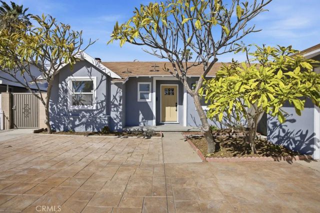 21045 Blythe Street, Canoga Park, CA 91304