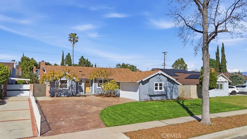 21045 Blythe Street, Canoga Park, CA 91304