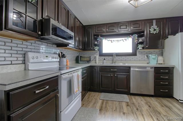 13974 Carleton West Road, Carleton, MI 48117