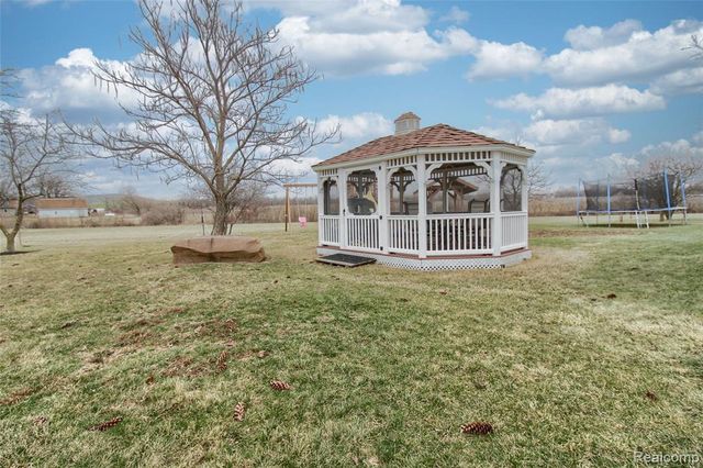 13974 Carleton West Road, Carleton, MI 48117