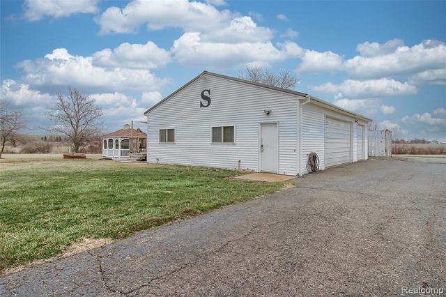 13974 Carleton West Road, Carleton, MI 48117