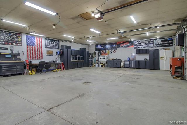 13974 Carleton West Road, Carleton, MI 48117