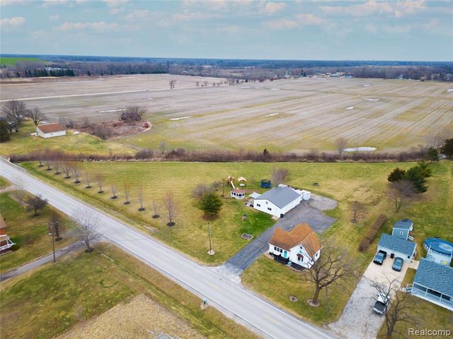 13974 Carleton West Road, Carleton, MI 48117