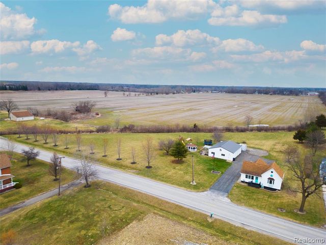 13974 Carleton West Road, Carleton, MI 48117