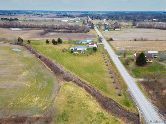 13974 Carleton West Road, Carleton, MI 48117