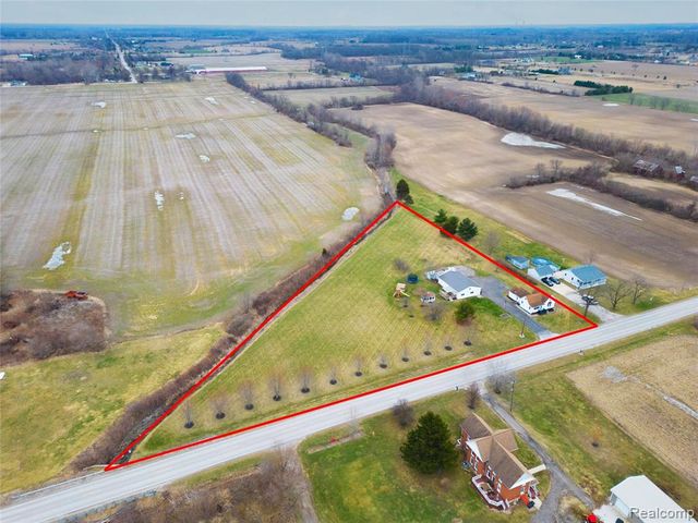 13974 Carleton West Road, Carleton, MI 48117