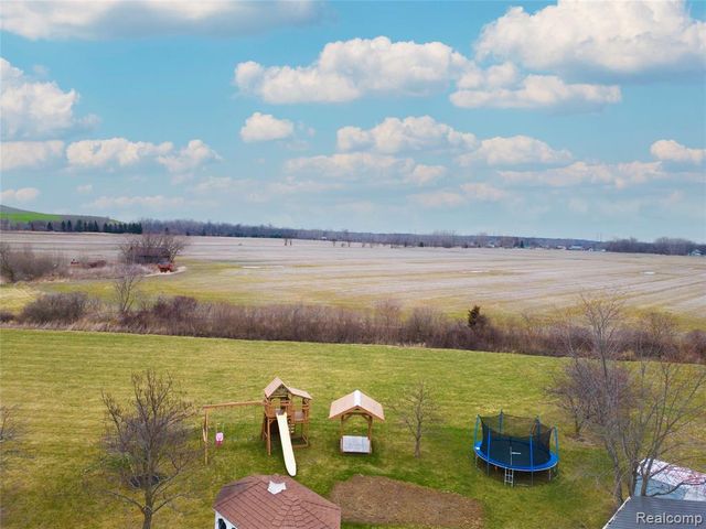 13974 Carleton West Road, Carleton, MI 48117