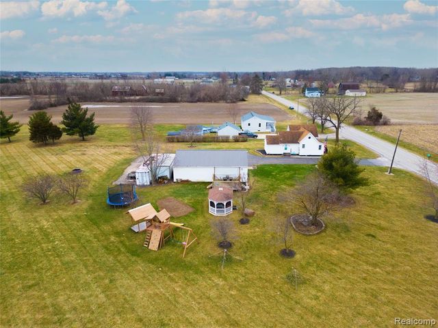 13974 Carleton West Road, Carleton, MI 48117