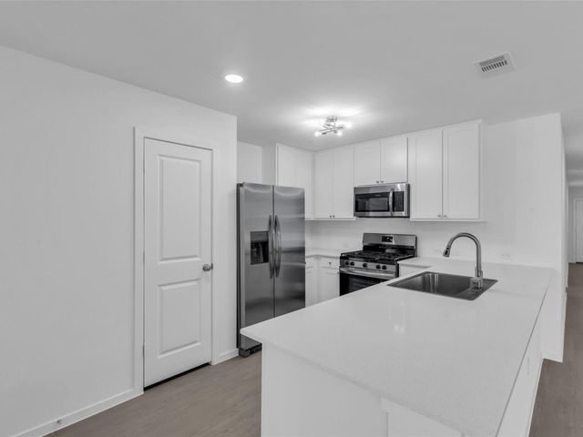 277 Douglas Hills Drive, Magnolia, TX 77354