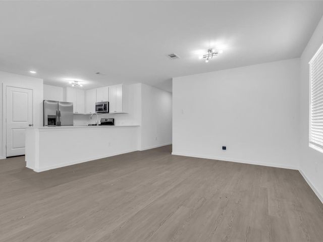 277 Douglas Hills Drive, Magnolia, TX 77354