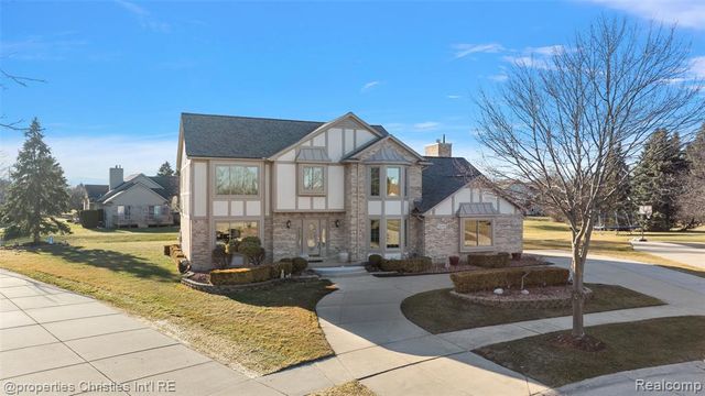 43159 La Bouquet Court, Sterling Heights, MI 48314