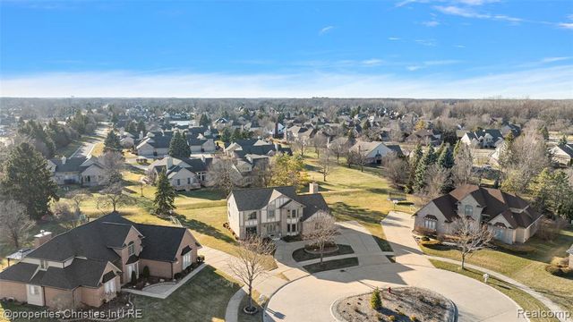 43159 La Bouquet Court, Sterling Heights, MI 48314