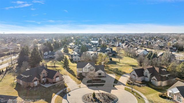 43159 La Bouquet Court, Sterling Heights, MI 48314