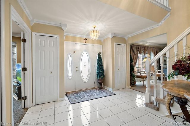 43159 La Bouquet Court, Sterling Heights, MI 48314