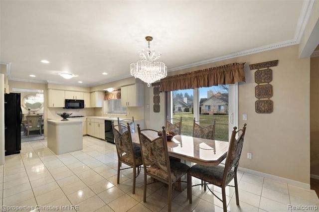 43159 La Bouquet Court, Sterling Heights, MI 48314