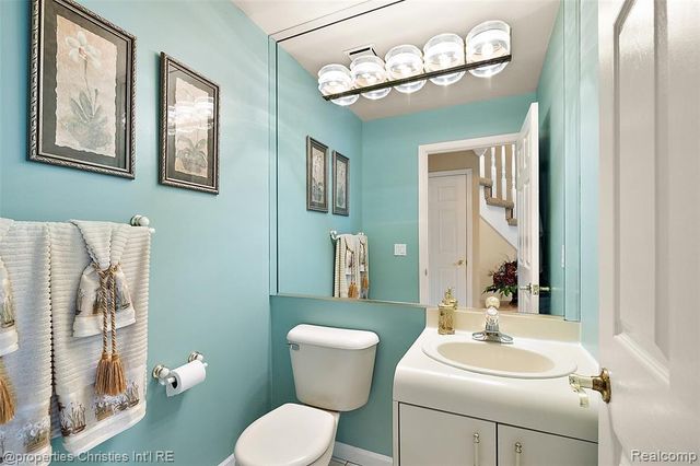 43159 La Bouquet Court, Sterling Heights, MI 48314