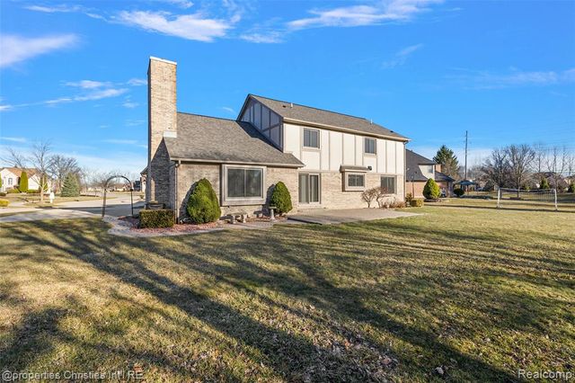 43159 La Bouquet Court, Sterling Heights, MI 48314