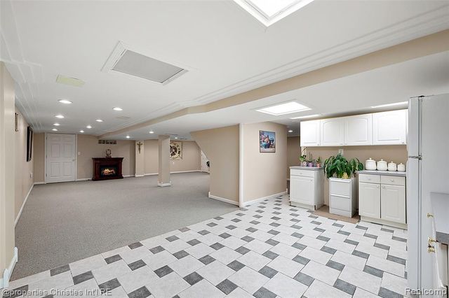 43159 La Bouquet Court, Sterling Heights, MI 48314