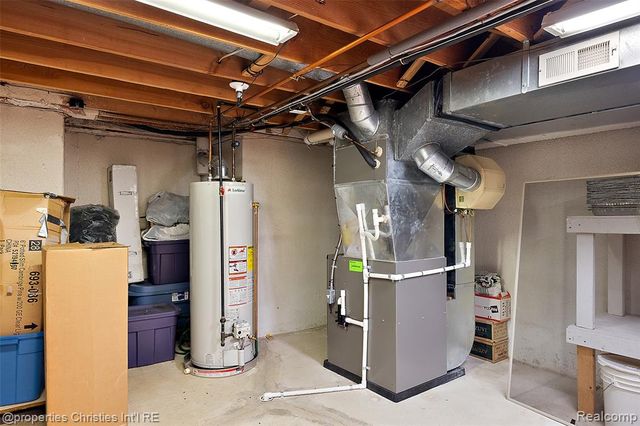 43159 La Bouquet Court, Sterling Heights, MI 48314