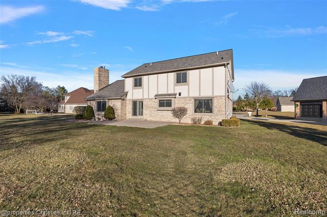 43159 La Bouquet Court, Sterling Heights, MI 48314