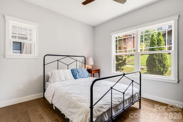 35 Emmett Lane, Asheville, NC 28806