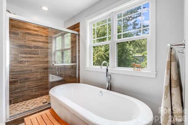 35 Emmett Lane, Asheville, NC 28806
