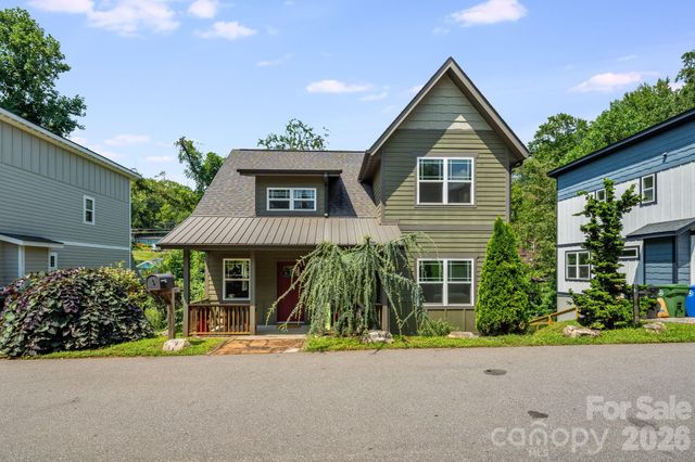 35 Emmett Lane, Asheville, NC 28806