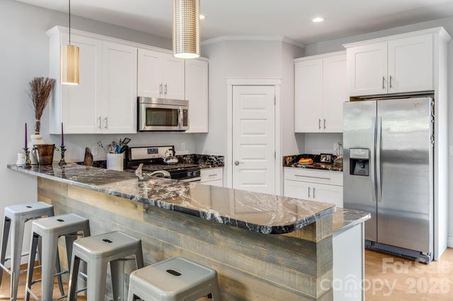 35 Emmett Lane, Asheville, NC 28806