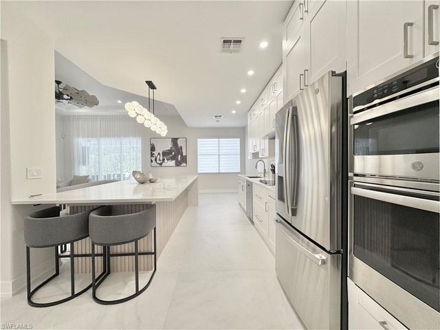 12667 Biscayne CT, Naples, FL 34105