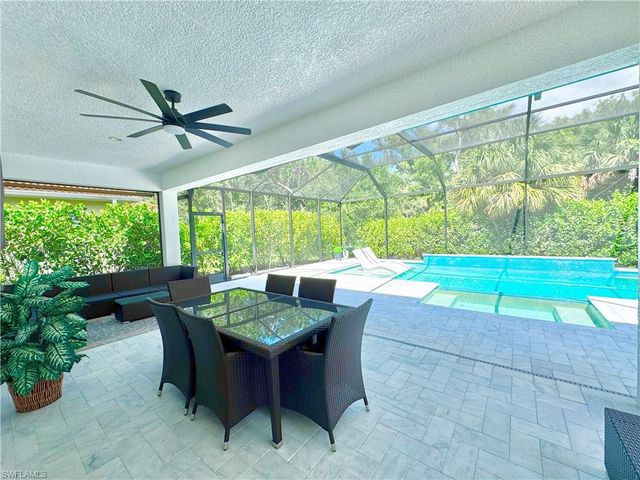 12667 Biscayne CT, Naples, FL 34105