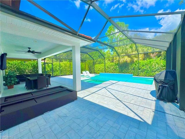 12667 Biscayne CT, Naples, FL 34105