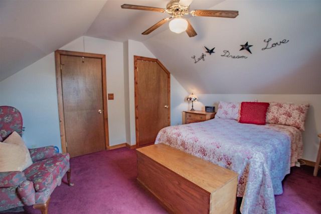 817 DOVE STREET, Oshkosh, WI 54901