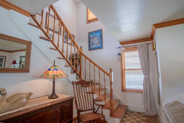 817 DOVE STREET, Oshkosh, WI 54901