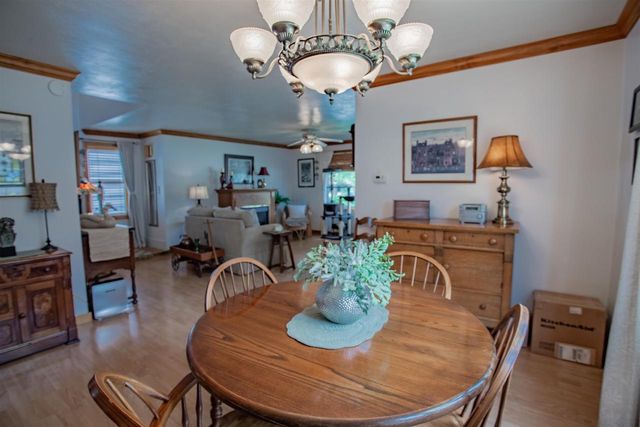 817 DOVE STREET, Oshkosh, WI 54901