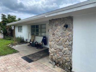 124 SE 11th Street, Deerfield Beach, FL 33441
