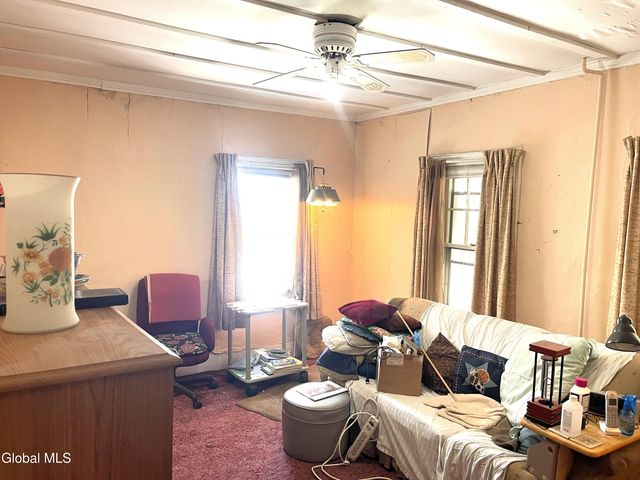 3 Agawam Lane, Altamont, NY 12009