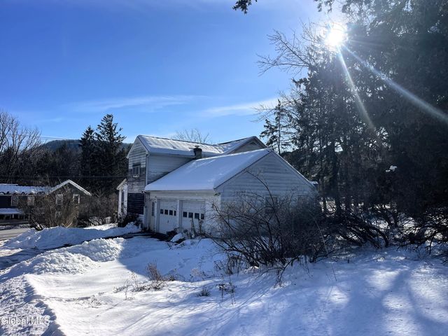 3 Agawam Lane, Altamont, NY 12009