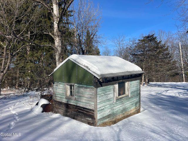 3 Agawam Lane, Altamont, NY 12009