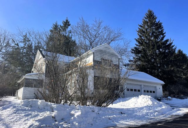 3 Agawam Lane, Altamont, NY 12009