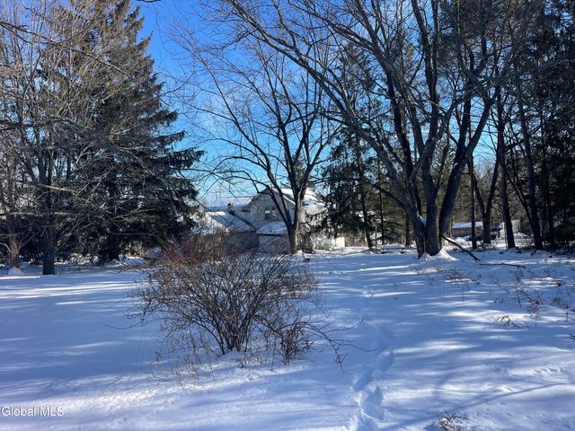 3 Agawam Lane, Altamont, NY 12009