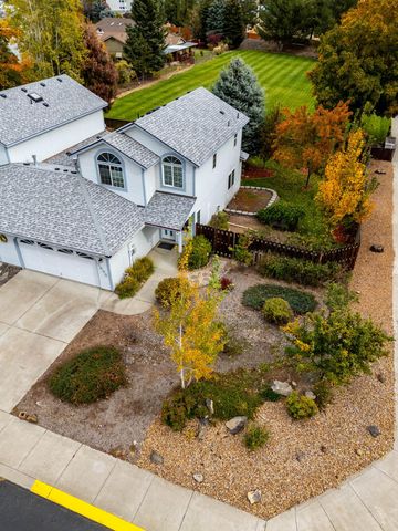 3686 SW Bobby Jones Court, Redmond, OR 97756