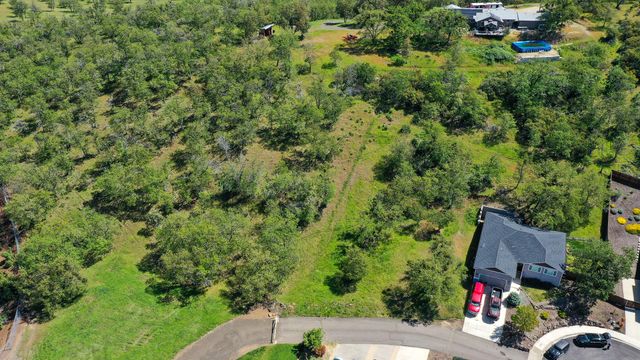 374 Avalon Terrace, Eagle Point, OR 97524