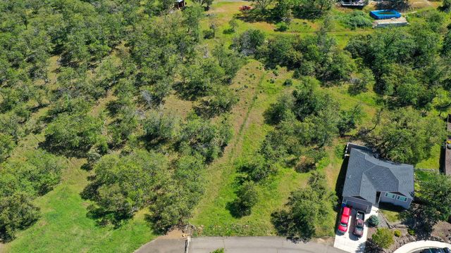 374 Avalon Terrace, Eagle Point, OR 97524
