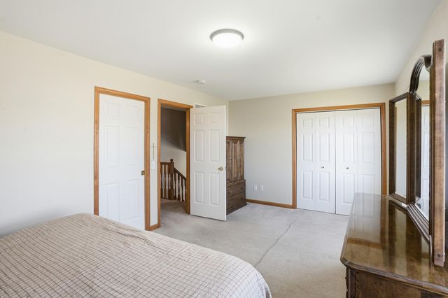 5 Harmel Drive, Valparaiso, IN 46383