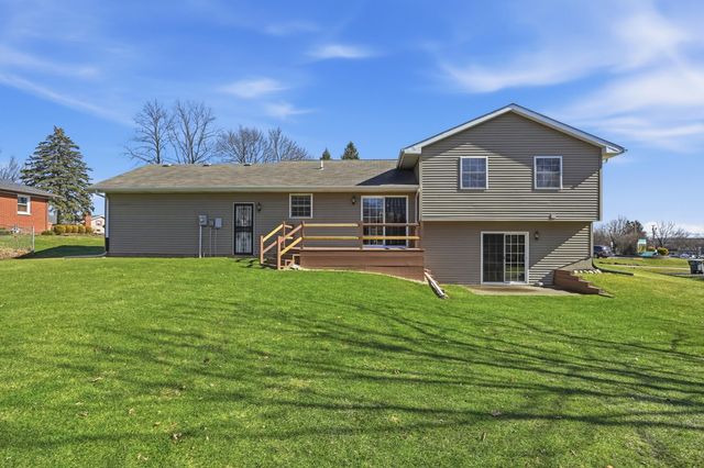 5 Harmel Drive, Valparaiso, IN 46383