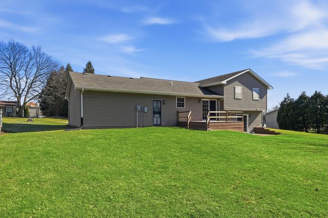 5 Harmel Drive, Valparaiso, IN 46383